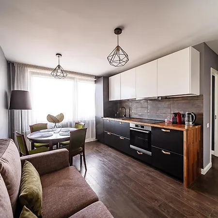 Urban Oasis Apartments Шяуляй Экстерьер фото